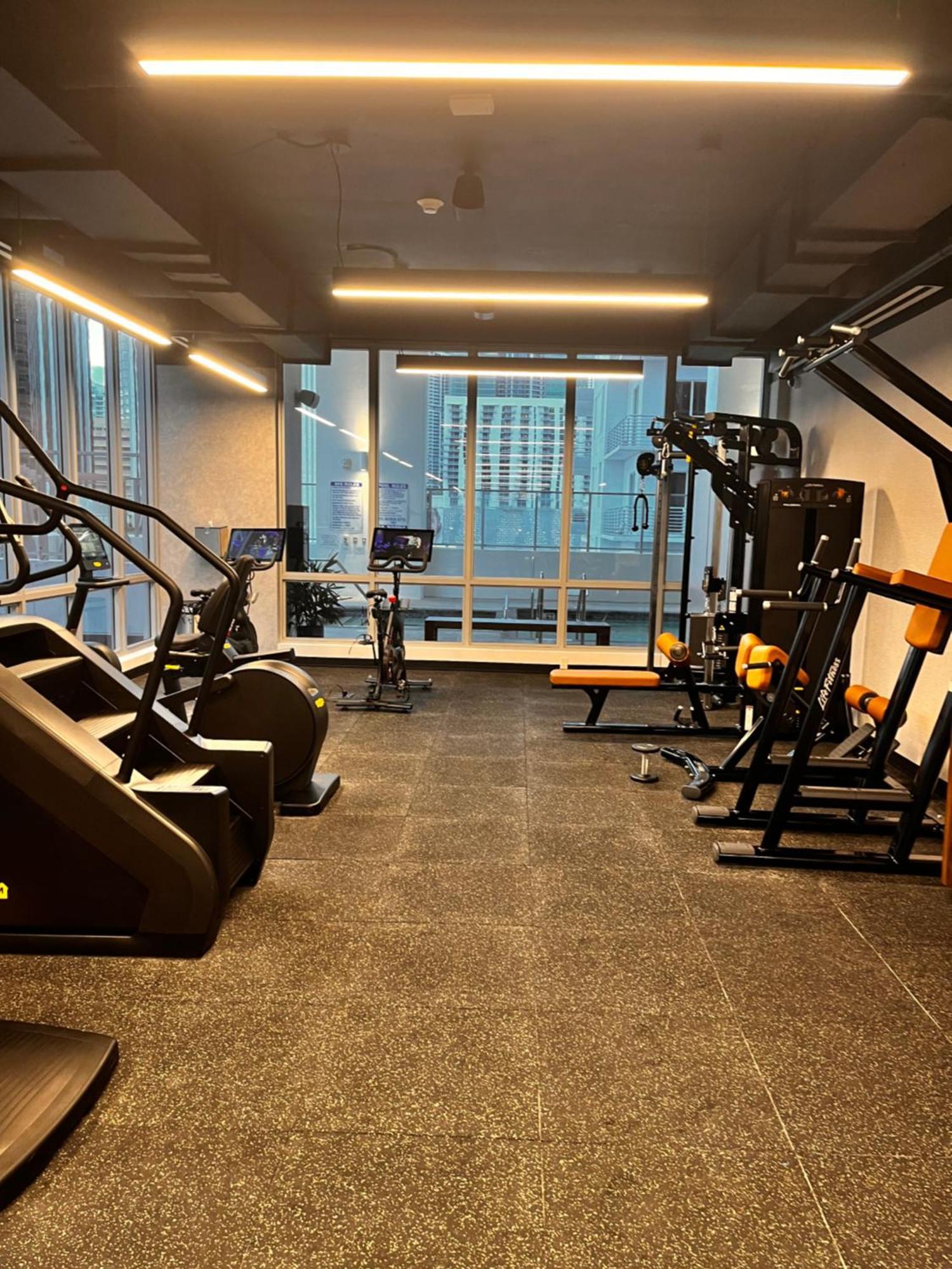 Brand New Modern 1 Bedroom Unit Downtown Маями Екстериор снимка